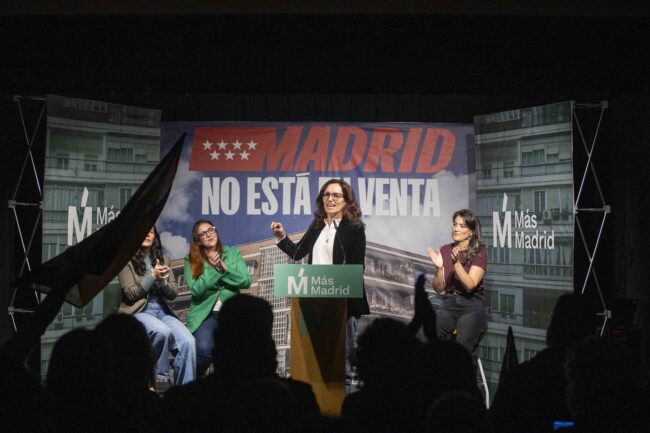 La ministra de Sanidad y portavoz de Más Madrid, Mónica García, la portavoz de Más Madrid en la Asamblea, Manuela Bergerot, y las concejalas de Más Madrid en Torrejón y Velilla Ruth Grass y Silvia Castillo.
